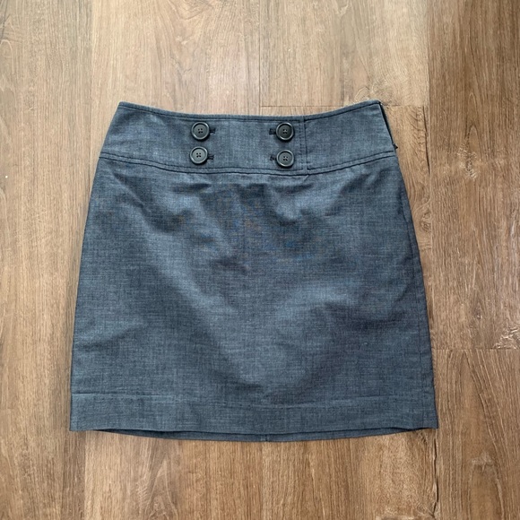 Anne Taylor Loft skirt buttons 2p - Picture 1 of 5